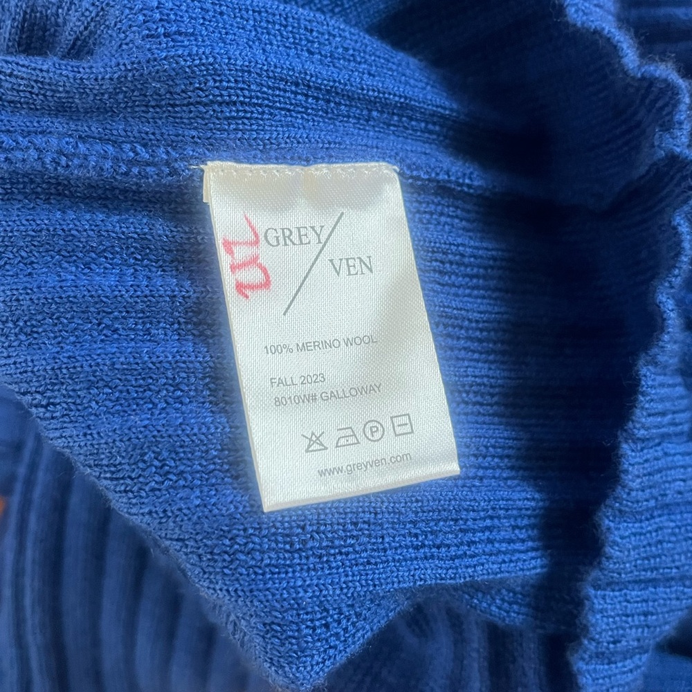 Chic Long Sleeve Blue Knit Dress - Picture 6 of 7